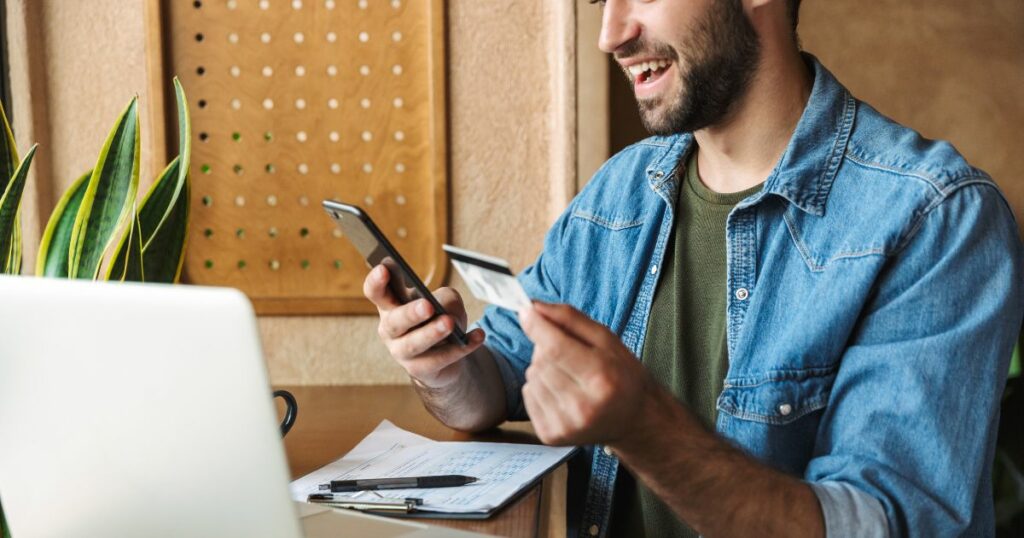 laskun maksu luottokortilla