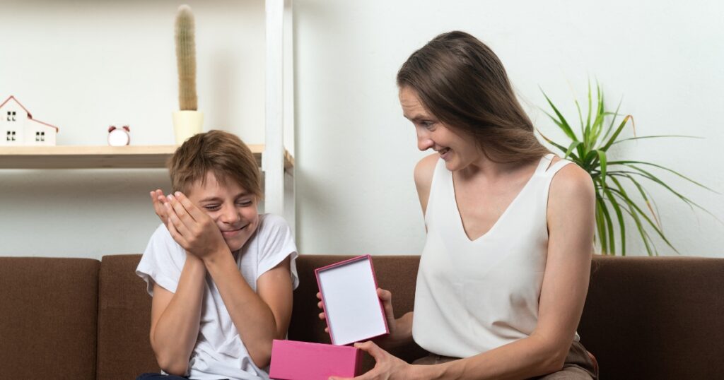 lahjavero puolisoiden välillä